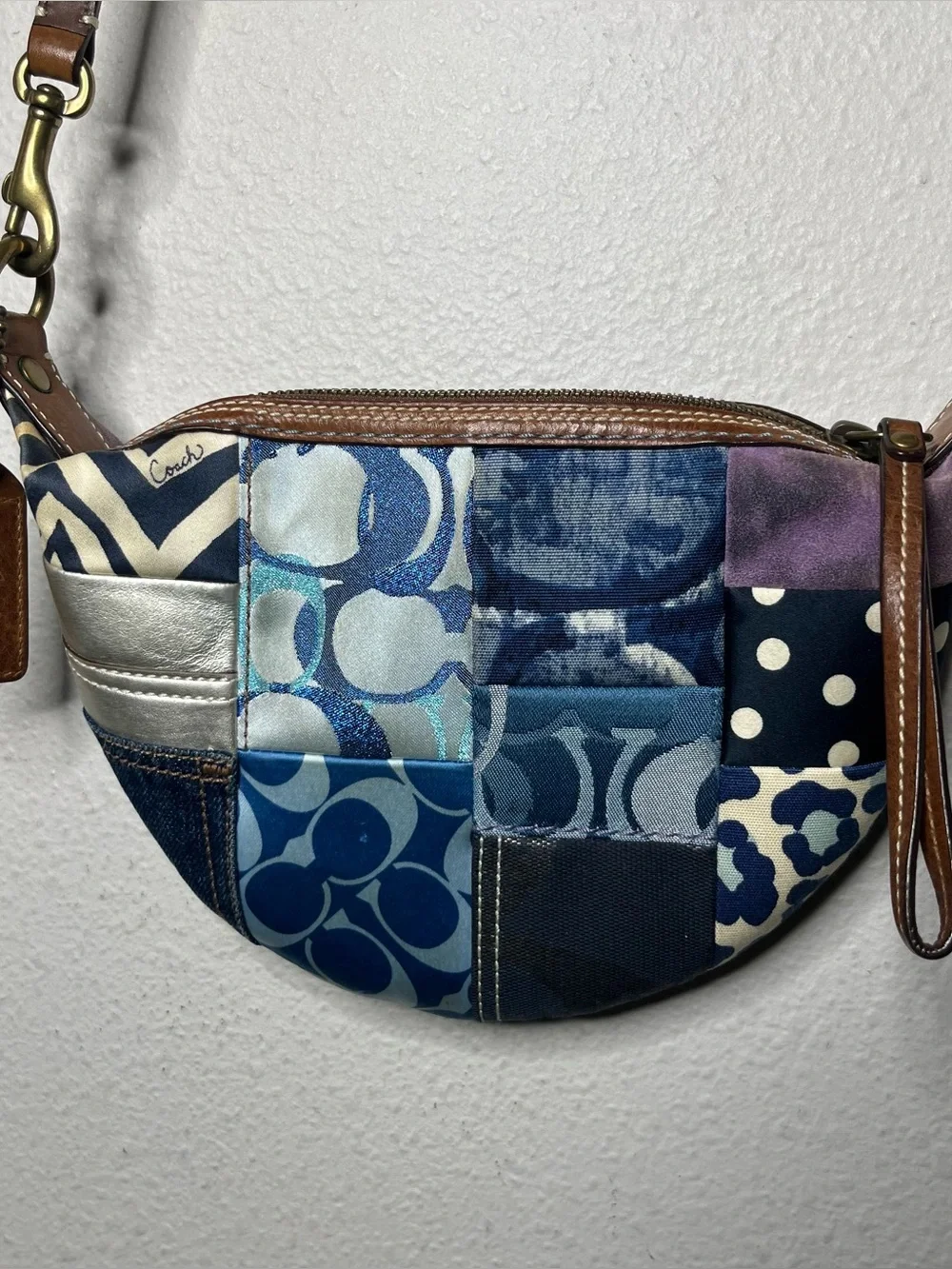 Vintage Coach Denim Sig Patchwork Floral Embroidered Crossbody Purse Bag 10819